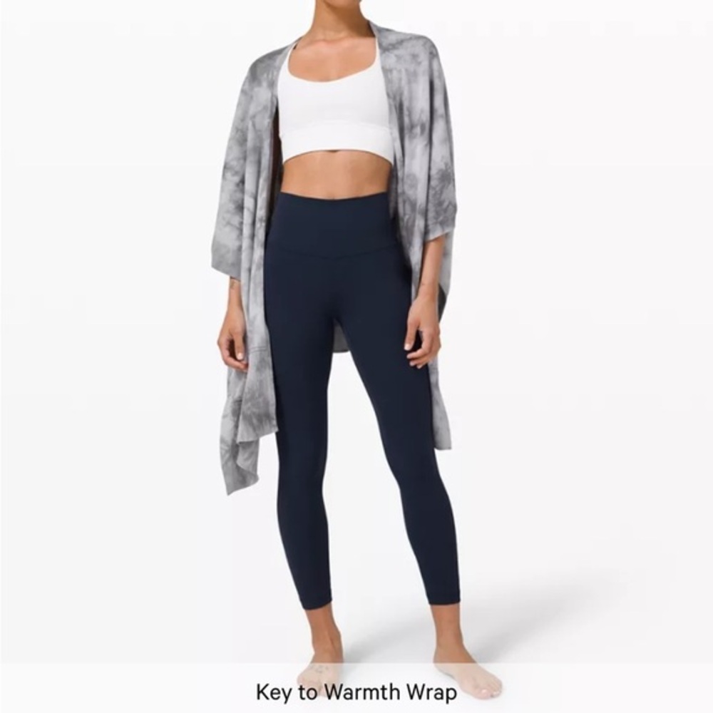 Lululemon Key to Warmth Tie-Dye Wrap